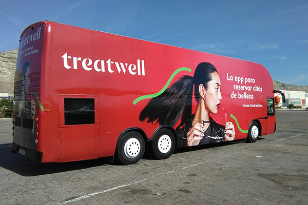 TW_Landingpage-module_TWBB_600x400_MP_v01 Treatwell Beauty Bus