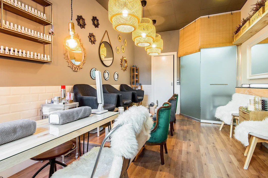 Crear codigo qr : sigue este ejemplo para la carta de servicios de tu salón